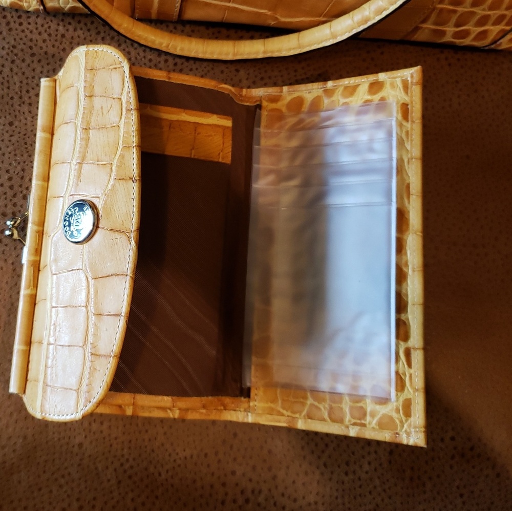 Wallet - Picture 4 of 5